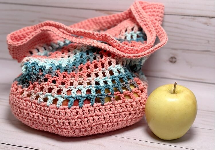 crocheted mesh market bag-min Crochet Bags Pros and Styling