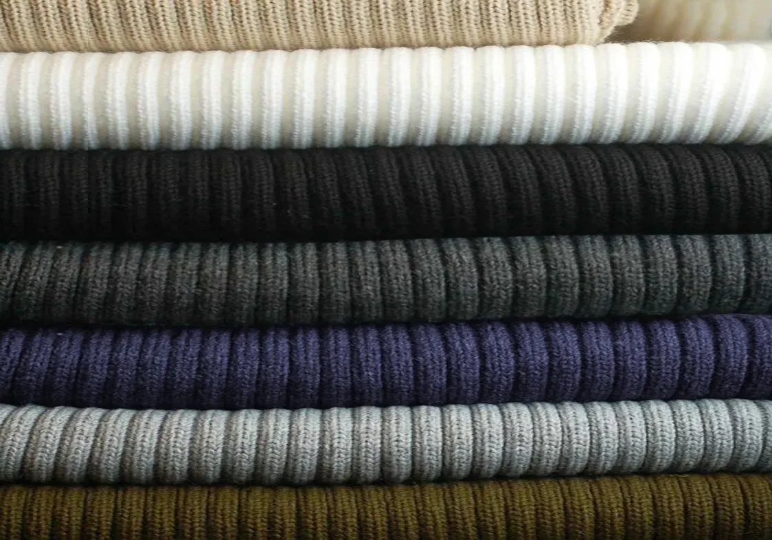 rib-knit-fabric-piled